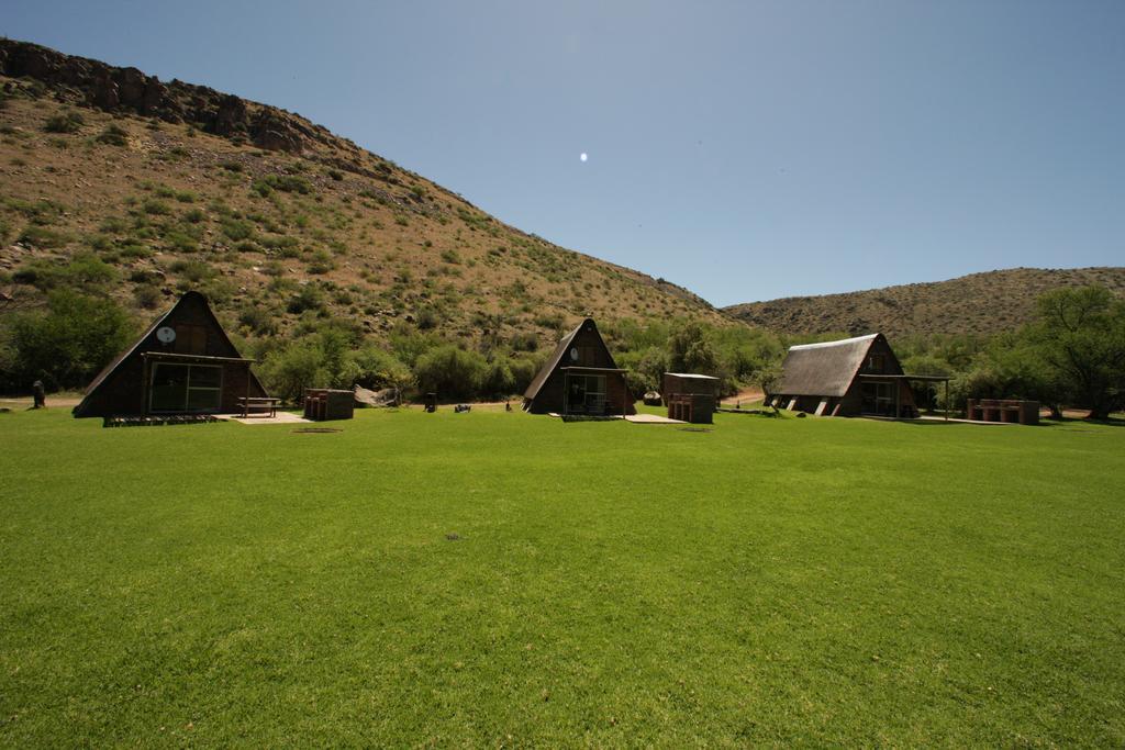 Villa Ko Ka Tsara Bush Camp à Beaufort West Extérieur photo
