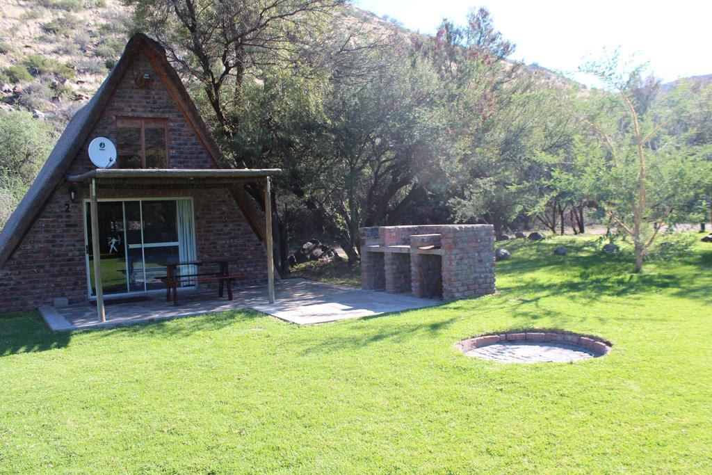 Villa Ko Ka Tsara Bush Camp à Beaufort West Extérieur photo