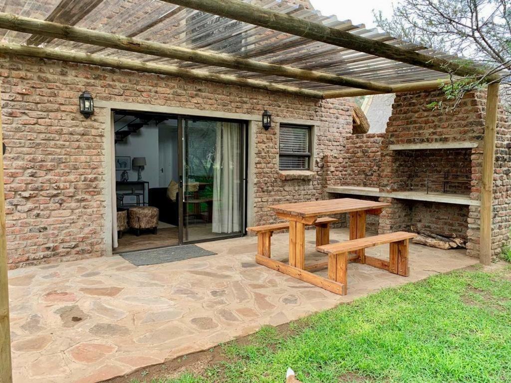 Villa Ko Ka Tsara Bush Camp à Beaufort West Extérieur photo
